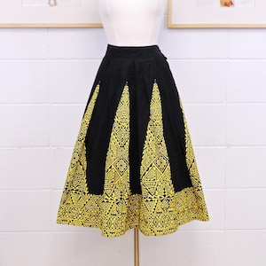 1950&#39;s/60&#39;s Black and Yellow Swing Skirt with Geometric Print / Circle Skirt / Pin Up / Rockabilly / Rare Collectable Retro