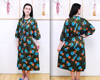 1970er Jahre Hippie Stil Empire-Taille Kleid Floral / Bauern Kleid / seltene Sammlerstücke Retro