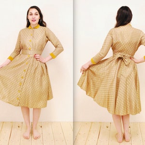 1950&#39;s/60&#39;s Gold Taffeta Hostess Gown / Dressing Gown / Retro Collectable Rare/ bjr