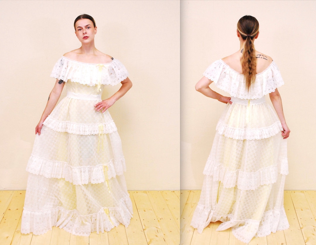 ◆Loulouseoul◆ 1970s Off Shoulder Dress Ivory il_1080xN.4019678173_6rks.jpg