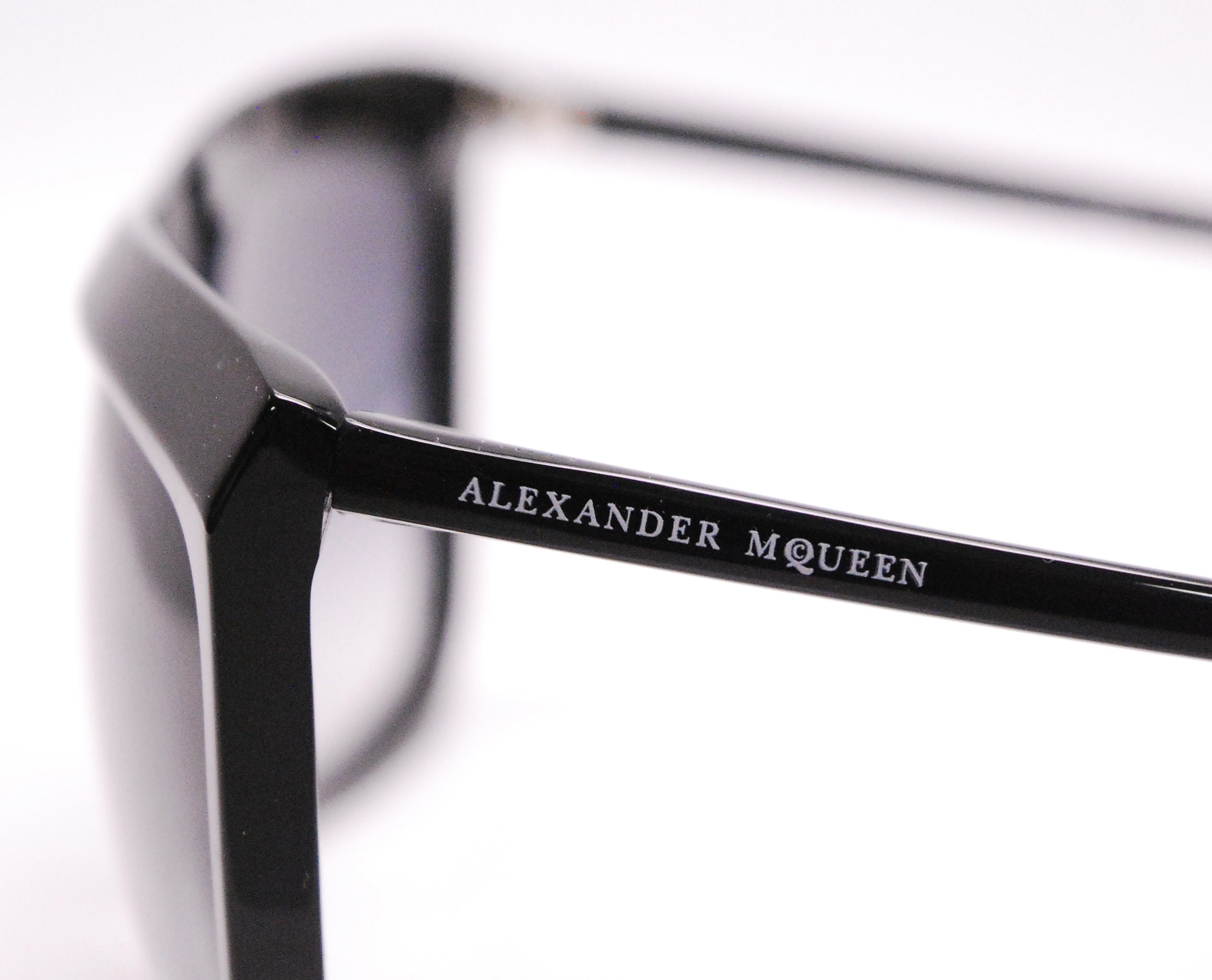 Vintage Designer ALEXANDER McQUEEN Black Sunglasses Italy / Model AMQ 4133 2034 Alexander McQueen® AM0434S Butterfly Sunglasses EuroOptica™ main image 4