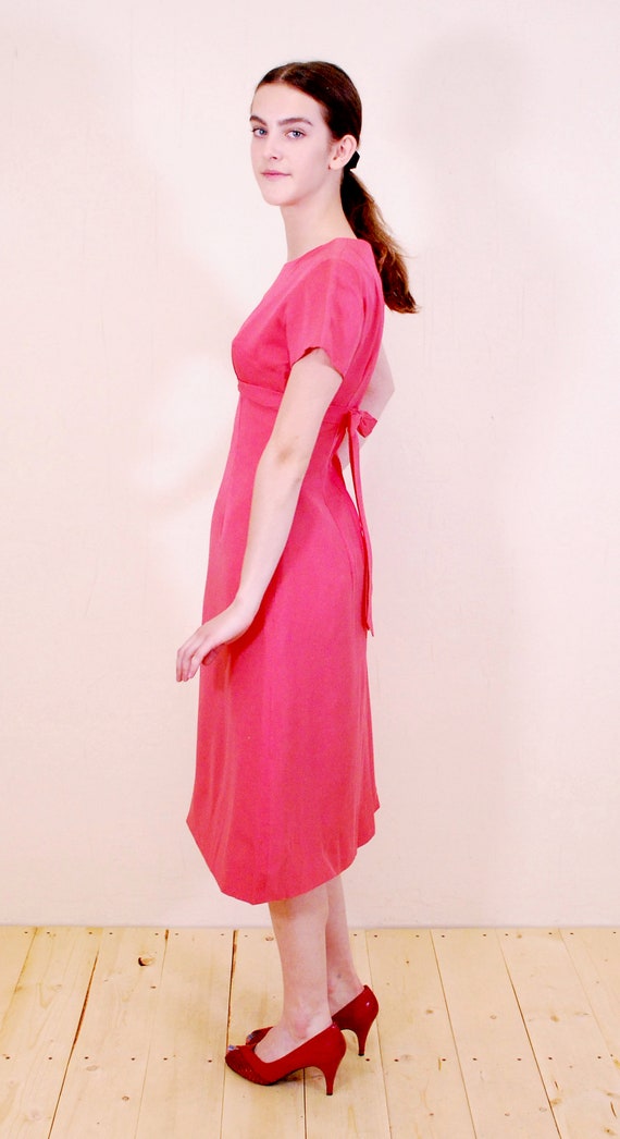 1960's Coral/Pink Crepe MARY G. Wiggle Dress with… - image 4