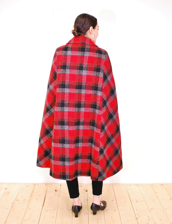 1960's/70's Red NICCOLINI Wool Plaid Winter Cape … - image 9