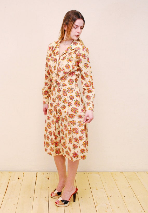 1970's Tan Floral Cotton Gauze Summer Dress / Hip… - image 4
