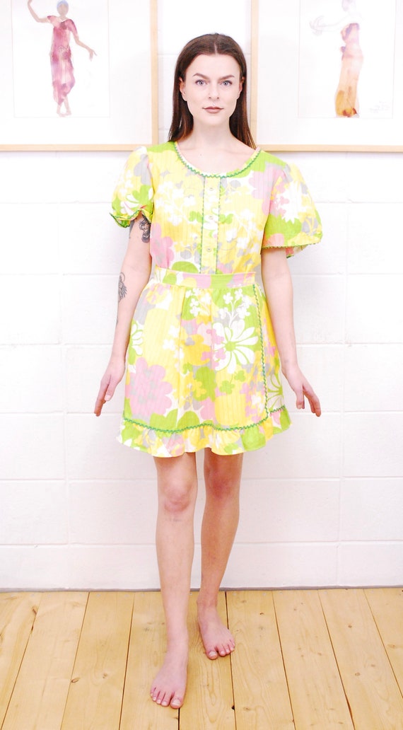 1960's/70's Oversize Floral Romper with Skirt / 1… - image 3