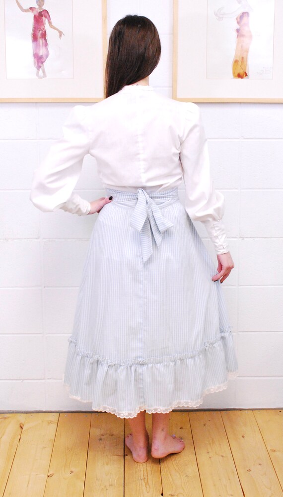 1970's/80's Blue and White GUNNIES Blouse & Skirt… - image 5