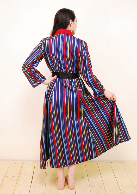 1940's/50's Striped Taffeta Dressing Gown / Hoste… - image 9