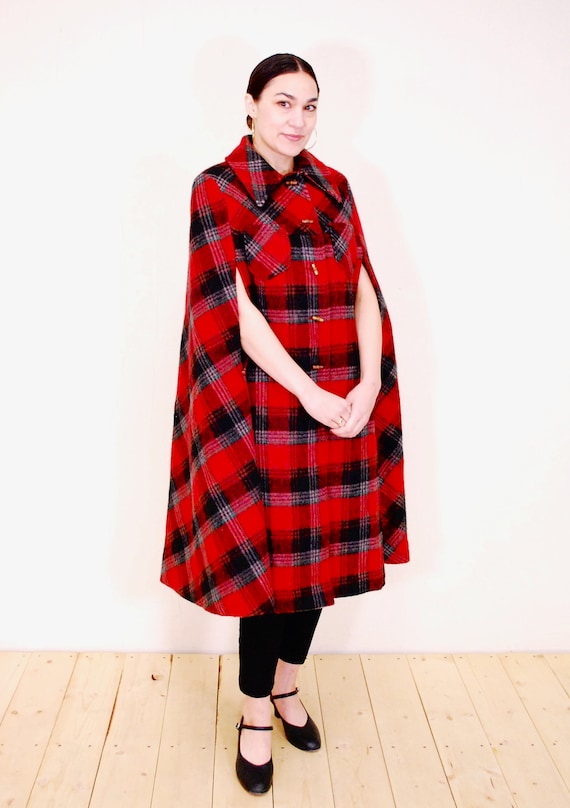 1960's/70's Red NICCOLINI Wool Plaid Winter Cape … - image 3