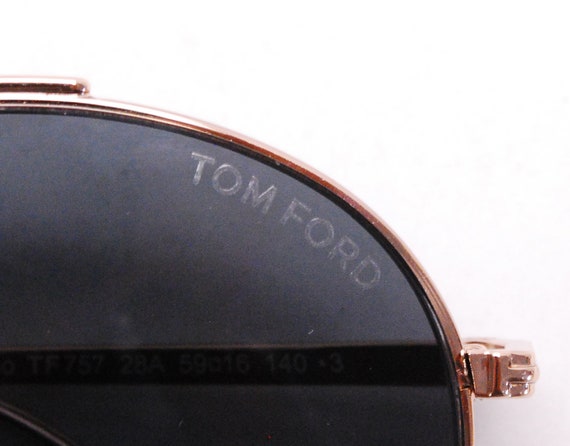 Authentic Deadstock TOM FORD Gold Aviator Sunglasses NOS  display picture 3