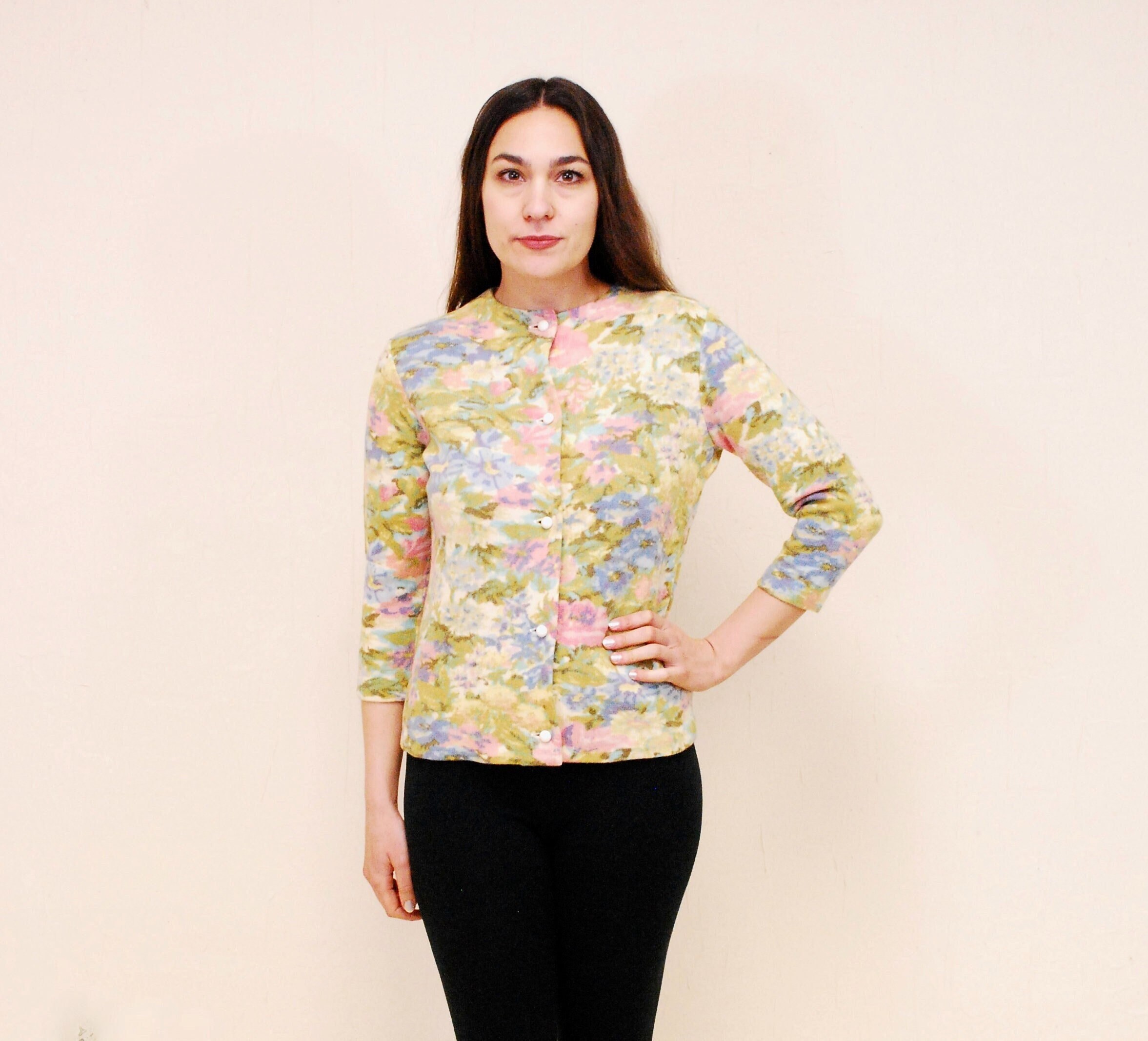 1960's Green KIO Floral Print Cardigan Sweater / Mad Men
