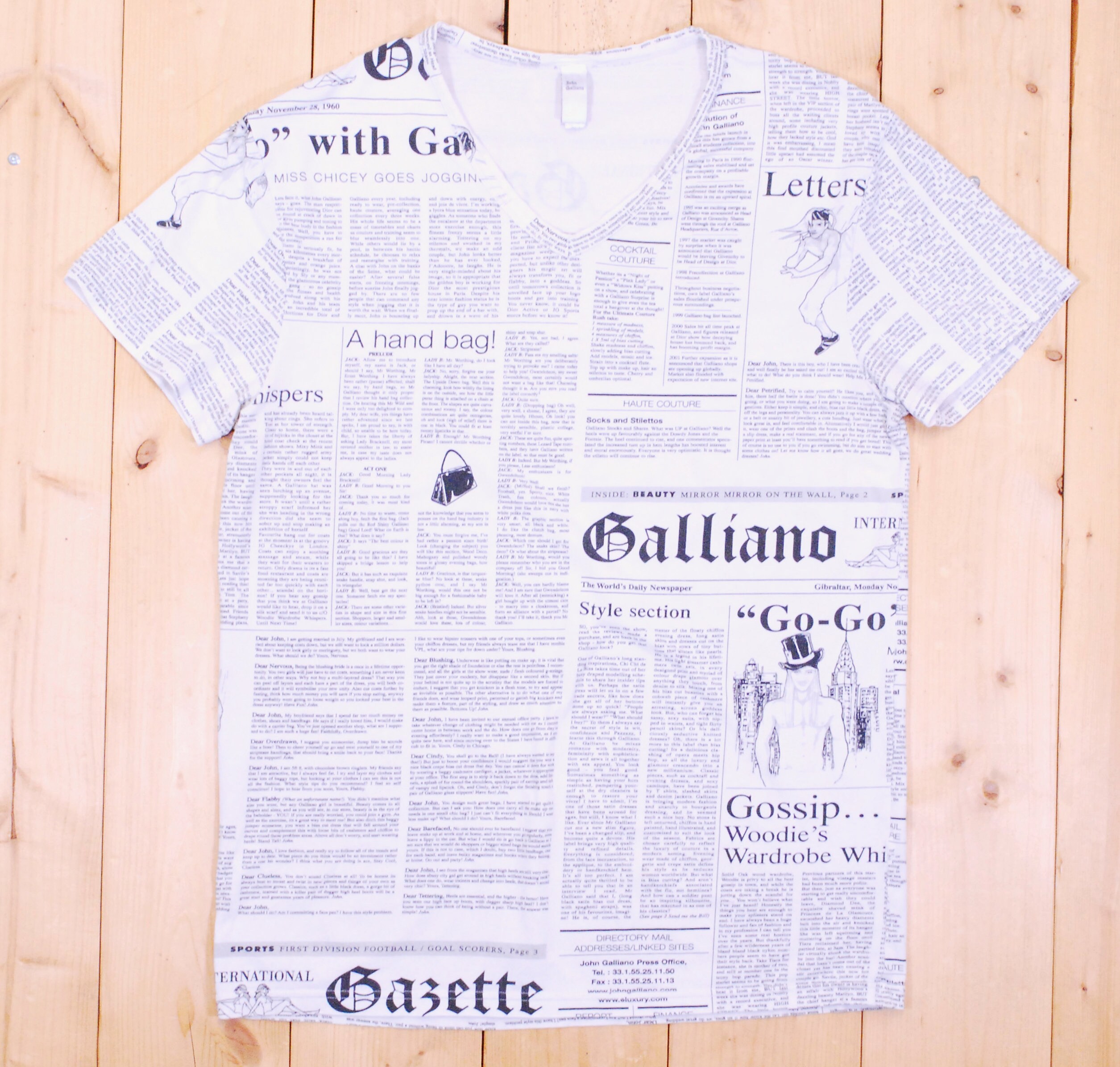 1990's JOHN GALLIANO Newspaper Print T-shirt / Rare Collectable