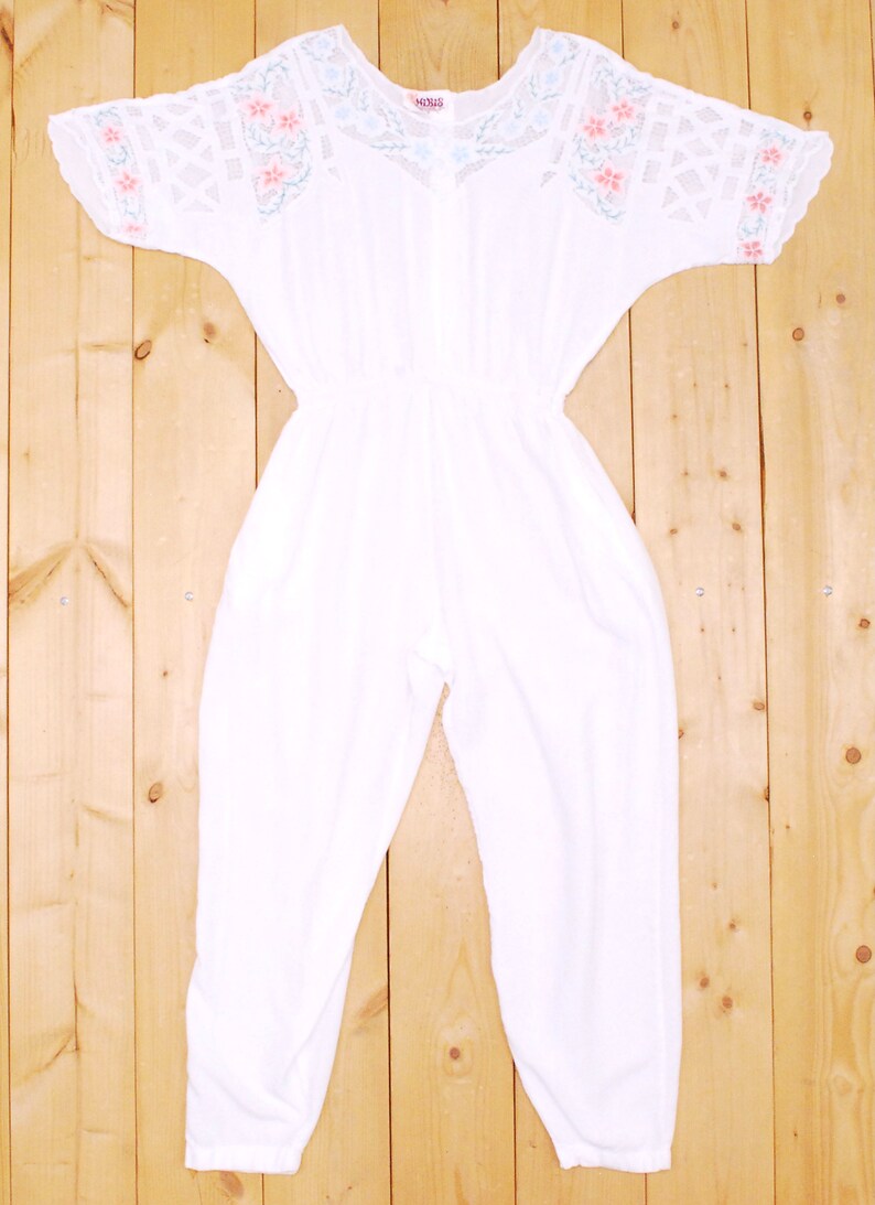 1980/'s White HIBIS Floral Embroidered Romper Play Suit Onesie Jumper Disco Boho Rare Collectible Retro Curiosity Inc
