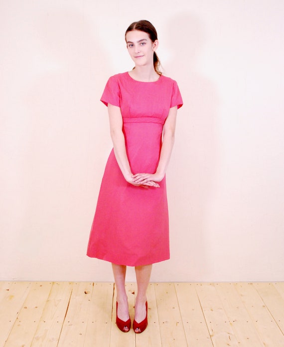 1960's Coral/Pink Crepe MARY G. Wiggle Dress with… - image 3