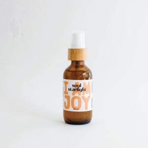 Sacral Chakra Spray - Jasmine, Orange, Tangerine, essential oils, organic, natural, body spray, room spray, yoga studio, massage