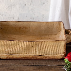 Rectangular Pottery Baking Dish: Ceramic Lasagna Pan, Rustic Brown Glaze, US DDP