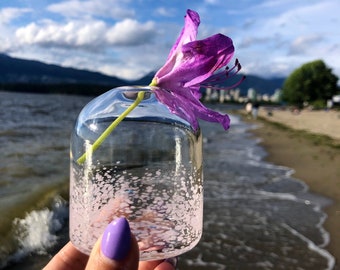 Pink BUD vase - Ocean Spray vase - Borosilicate glass flower vase  - Glass Art bud vase - glass blown vase - Glass blown home decor