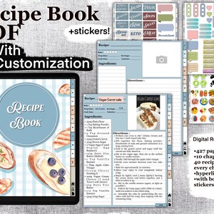 Può includere: Un libro di ricette digitale in formato PDF con 427 pagine, 10 capitoli e 40 ricette per capitolo. Il libro è ipercollegato e include 130 adesivi bonus. La copertina presenta uno sfondo a scacchi blu e bianco con illustrazioni di cibo ad acquerello e il testo "Recipe Book".