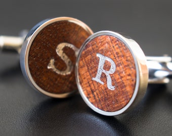 Gemelli personalizzati in legno di sequoia: accessori da sposa in legno inciso
