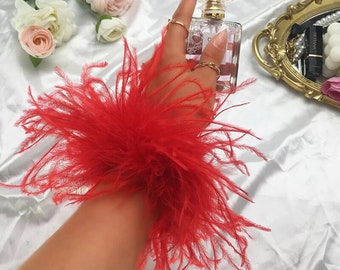 Pair Of Ostrich Feather Snap Bracelets High Quality Full Volume - Red