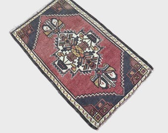 Tappeto turco vintage in lana: zerbino Oushak neutro 2x3