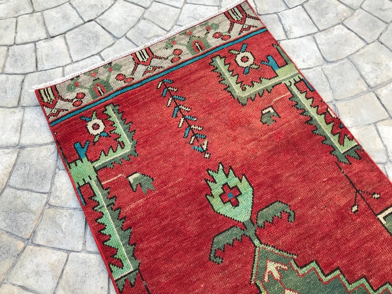 double madellian Vibrant color Turkish rug runner,2x10 Entrance Runner rug, Red & Green rug runner,home of vintage rug,decorative oushak rug image 7