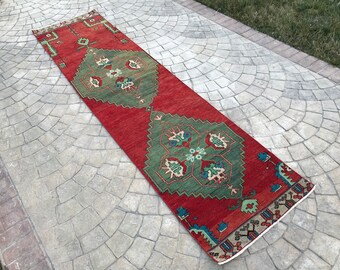 double madellian Vibrant color Turkish rug runner,2x10 Entrance Runner rug, Red & Green rug runner,home of vintage rug,decorative oushak rug