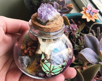 Glass Bottle Spell Jar with Cork / Amethyst, Quartz, Bone & Feather Oddity and Curiosity Bottle / Altar Tools and Decor