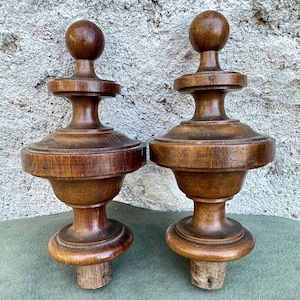 Antike geborgene Möbel Paar Holz Newel Post Finials Ende Bett