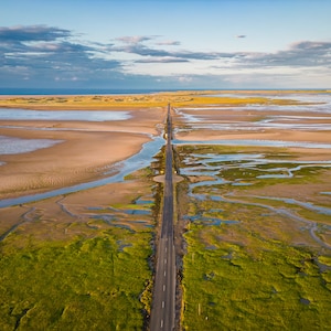 Holy Island Causeway - Foto aerea - Northumberland - Costa orientale - Stampa a colori - Formati di stampa A4 e A3