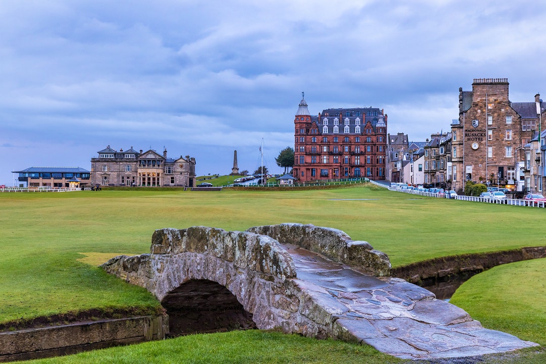 The Old Course at St Andrews, Hole #18 - Fine Art Golf Prints