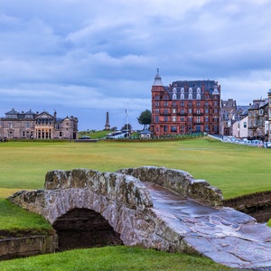 The Old Course at St Andrews, Hole #18 - Fine Art Golf Prints
