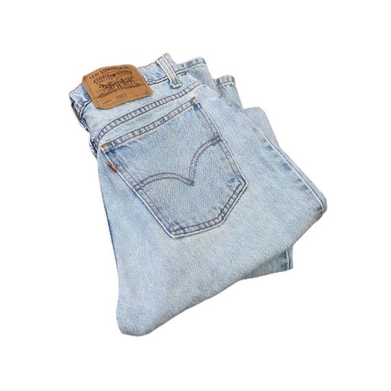 Vintage 950 high waisted mom Levis Jeans