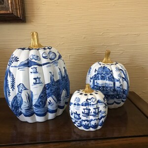 Set of 3 Ceramic Chinoiserie Pumpkins image 4