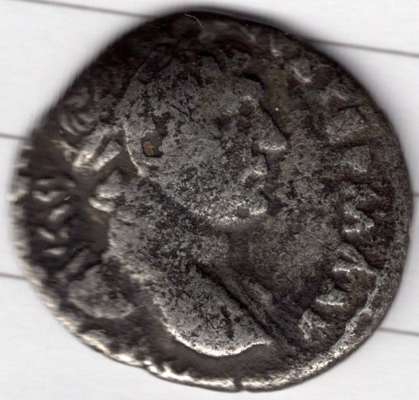 古代ローマの銀貨アラビアドラクマ トラヤヌス帝、98-117年 (C25