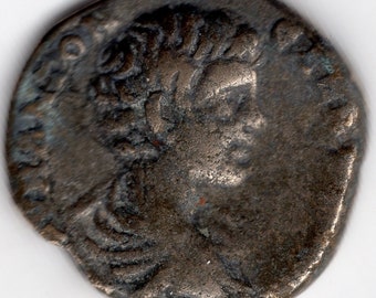 ancient Roman silver denarius Geta as Caesar, 198 - 209 AD (C91)