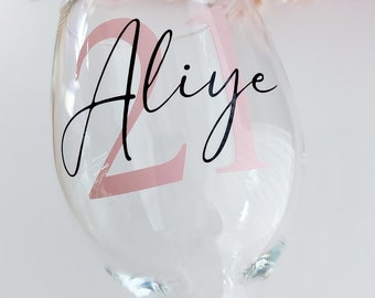 Personalised 21st birthday glass/Personalised glass/Milestone wine glass/21st wine glass/Special birthday Wine glass/Custom wine glass