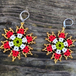 Flower Huichol earrings, seed bead earrings, Mexican earrings, Huichol jewelry, Summer flower earrings, flowers earrings handmade, boho