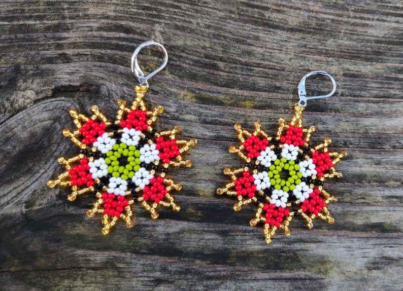 Boho Chic Grass Straw Flower Earrings - Handmade Lightweight Dangle Earrings For Women