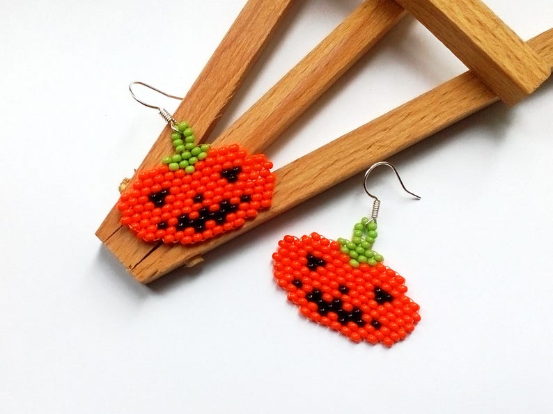 Halloween beaded earrings, Beaded Pumpkin Earrings, Handmade beaded, Halloween pumpkin earrings, Earrings Witch Pumpkin, Halloween Jewelry image 3