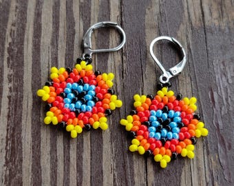Kolczyki meksykańskie, Kolczyki letnie, Kolczyki Huichol, Biżuteria Huichol, Kolczyki z koralików nasiennych, Kolczyki ręcznie robione, Kolczyki boho, Styl meksykański