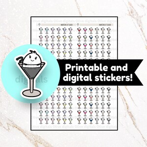 Può includere: Un foglio di adesivi stampabili e digitali con file di illustrazioni di bicchieri da martini con un personaggio dei cartoni animati all'interno. Ogni bicchiere contiene una piccola creatura bianca con un contorno nero. Il testo recita Martini O'Clock e Printable and digital stickers!