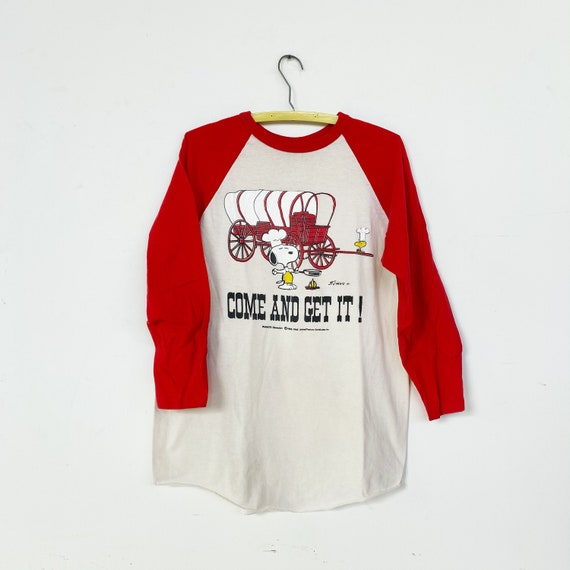 Vintage 70s Snoopy Come and Get it! Raglan Tee Art