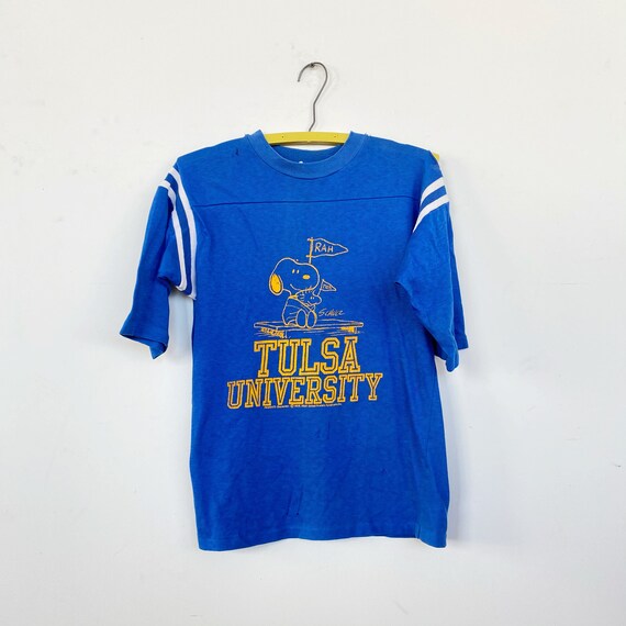 Vintage Snoopy Tulsa University Jersey Thrashed Te