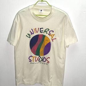 Rare Vintage 90s Universal Studio Hollywood  T Shirt size Large L Made in Usa  / Vintage Big Logo / Universal Studio Sweatshirts / Rare