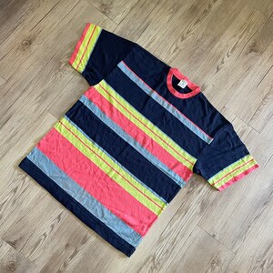 Rare millésime 90 HD Horizon Dream Collection T-shirt rayé Taille Medium M Skate Skateboard / santa peralta T-shirt Suffer Skate / Rayé