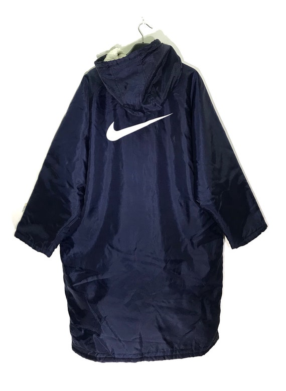 nike long windbreaker