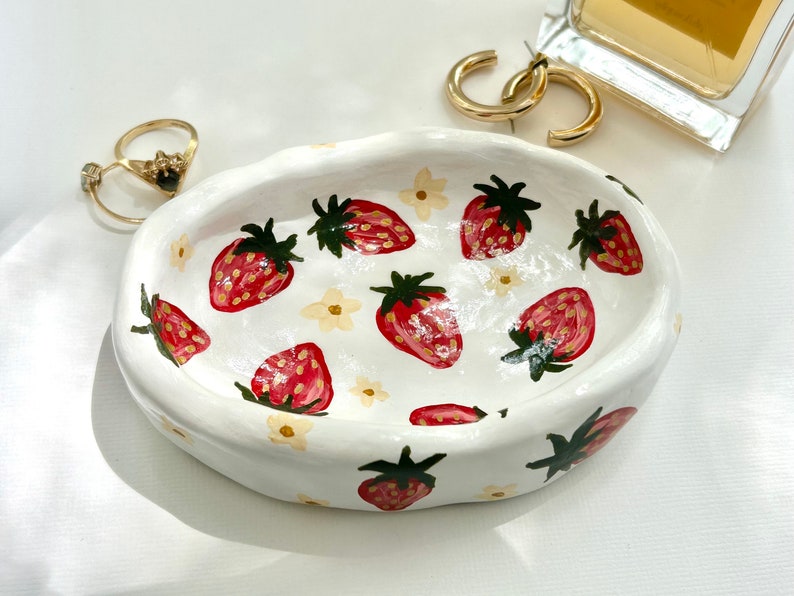 Strawberry clay jewelry dish, trinket dish, handmade MADE TO ORDER image 1