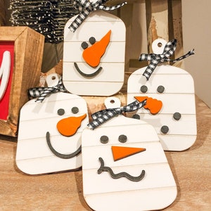 Hand-Painted Decorative Snowmen Paddles | Rustic Snowman Set | Winter Home Decor | Snowman Decor | Christmas Decor | Festive Gift Idea