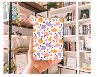 Pumpkin Cottagecore Kindle Insert | Decorative Kindle Insert | Clear Kindle Case Insert | Gift for Book Lover | Fall Kindle Decor