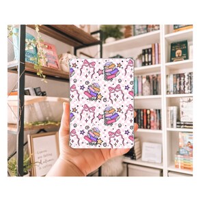 Books and Bows Kindle Insert | Decorative Kindle Insert | Clear Kindle Case Insert | Gift for Book Lover | Fall Floral Kindle
